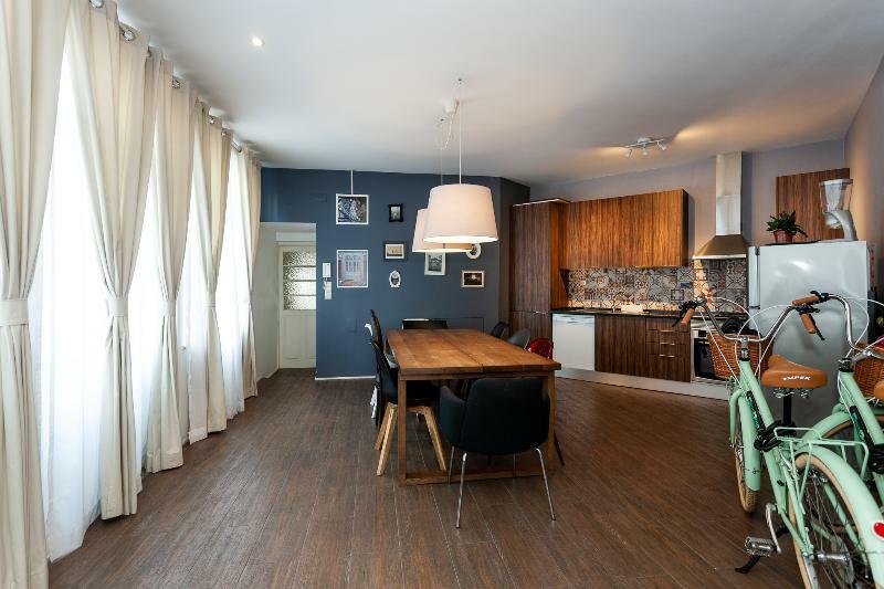 Bcharming House Affittacamere 3*